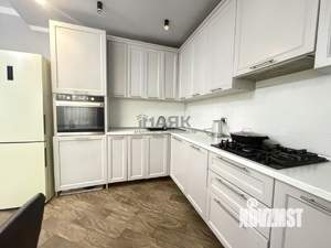 Дом 165м&sup2;, 2-этажный, участок 7 сот.  