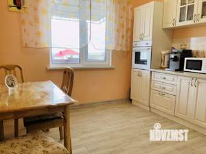 Дом 200м², 2-этажный, участок 6 сот.  