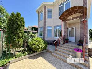 Дом 150м&sup2;, 2-этажный, участок 6 сот.  