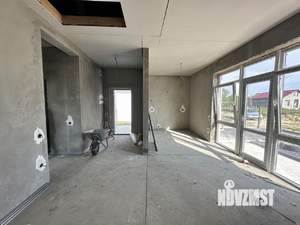 Дом 80м&sup2;, 2-этажный, участок 5 сот.  