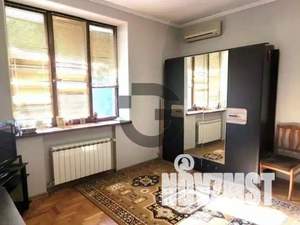 Дом 340м², 2-этажный, участок 6 сот.  