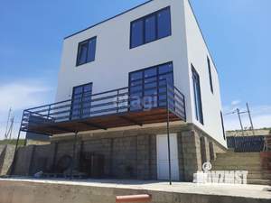 Дом 177м&sup2;, 2-этажный, участок 4 сот.  