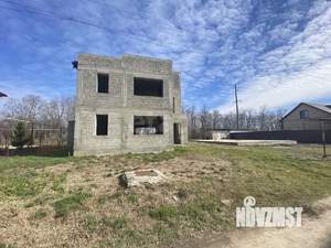 Дом 183м&sup2;, 2-этажный, участок 4 сот.  