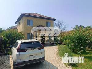 Дом 160м&sup2;, 2-этажный, участок 6 сот.  