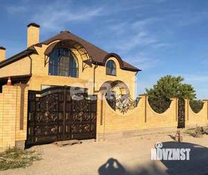 Дом 297м&sup2;, 3-этажный, участок 7 сот.  