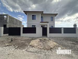 Дом 232м&sup2;, 2-этажный, участок 4 сот.  