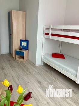 Таунхаус 80м², 2-этажный, участок 1 сот.  