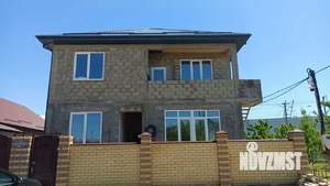 Дом 156м&sup2;, 2-этажный, участок 3 сот.  