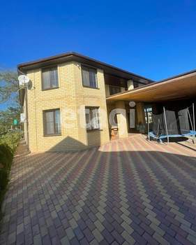 Дом 261м², 2-этажный, участок 5 сот.  