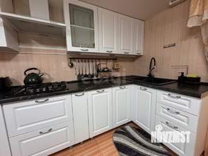 Дом 240м&sup2;, 3-этажный, участок 8 сот.  