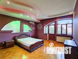 Коттедж 280м², 2-этажный, участок 6 сот.  