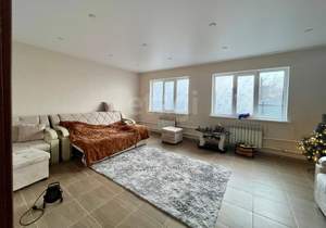 Дом 181м², 2-этажный, участок 5 сот.  