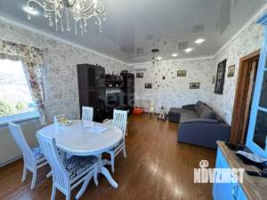 Дом 100м&sup2;, 2-этажный, участок 10 сот.  