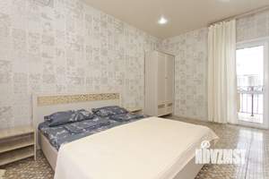 Дом 400м&sup2;, 2-этажный, участок 5 сот.  