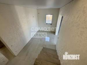 Дом 100м&sup2;, 2-этажный, участок 4 сот.  