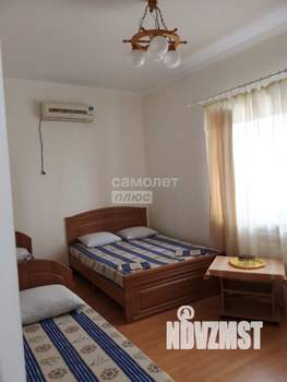 Дом 233м², 3-этажный, участок 4 сот.  