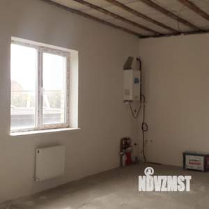 Дом 110м&sup2;, 2-этажный, участок 4 сот.  