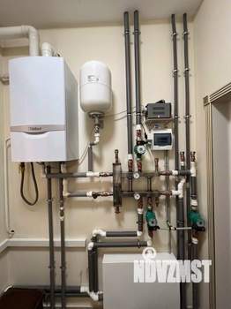 Дом 360м&sup2;, 2-этажный, участок 9 сот.  