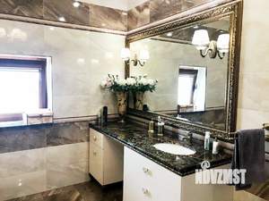 Коттедж 1500м&sup2;, 3-этажный, участок 33 сот.  