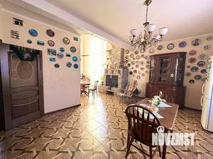 Дом 178м&sup2;, 2-этажный, участок 18 сот.  