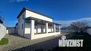 Дом 223м&sup2;, 2-этажный, участок 8 сот.  