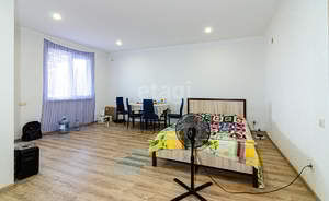 Дом 112м&sup2;, 2-этажный, участок 4 сот.  