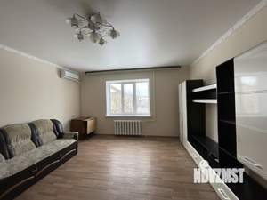 Дом 279м&sup2;, 2-этажный, участок 7 сот.  