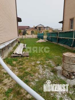 Дом 220м&sup2;, 2-этажный, участок 5 сот.  