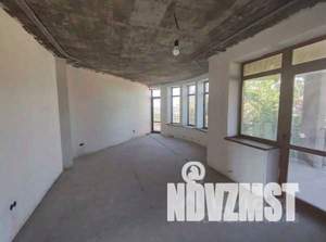 Дом 550м², 2-этажный, участок 6 сот.  