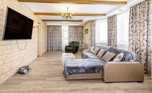 Дом 328м&sup2;, 3-этажный, участок 10 сот.  