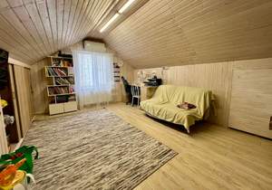 Дом 170м², 2-этажный, участок 5 сот.  