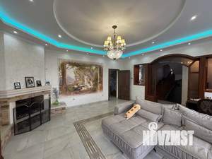 Дом 378м&sup2;, 2-этажный, участок 8 сот.  