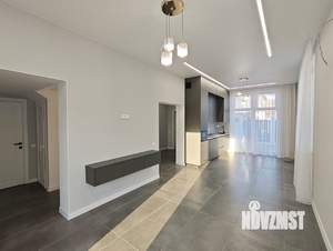 Дом 190м&sup2;, 2-этажный, участок 5 сот.  