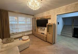 Дом 260м², 2-этажный, участок 0 сот.  