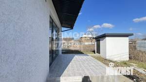 Дом 100м&sup2;, 2-этажный, участок 4 сот.  