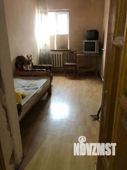 Дом 49м&sup2;, 2-этажный, участок 4 сот.  