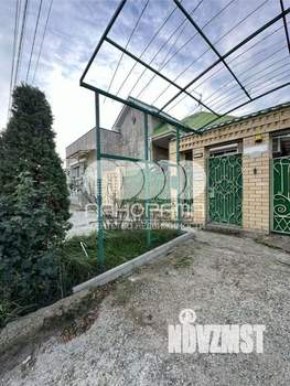 Дом 273м&sup2;, 2-этажный, участок 5 сот.  