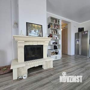 Дом 336м&sup2;, 2-этажный, участок 11 сот.  