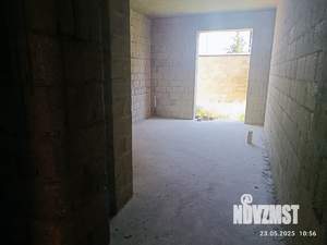 Дом 900м², 3-этажный, участок 6 сот.  
