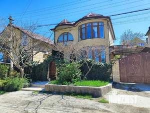 Дом 155м&sup2;, 2-этажный, участок 4 сот.  