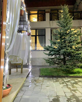 Дом 320м&sup2;, 2-этажный, участок 6 сот.  