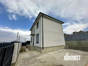 Дом 130м&sup2;, 2-этажный, участок 3 сот.  