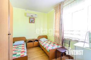 Дом 250м&sup2;, 3-этажный, участок 4 сот.  