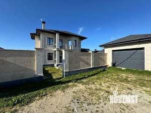 Дом 220м&sup2;, 2-этажный, участок 10 сот.  