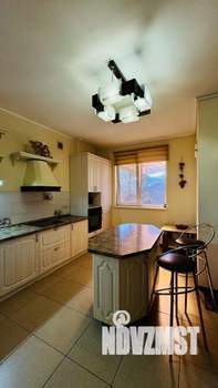 Дом 101м&sup2;, 2-этажный, участок 5 сот.  