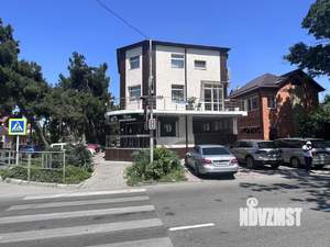Дом 424м², 2-этажный, участок 2 сот.  