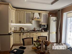 Дом 234м², 2-этажный, участок 11 сот.  