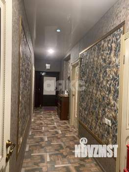 Дом 230м&sup2;, 2-этажный, участок 6 сот.  