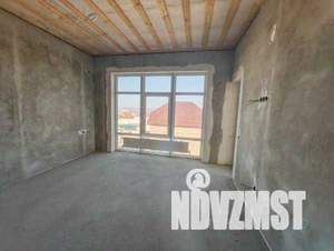 Дом 123м&sup2;, 2-этажный, участок 3 сот.  