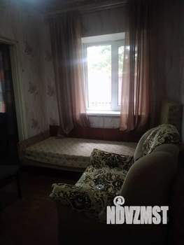 Дом 35м², 2-этажный, участок 4 сот.  